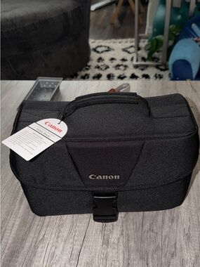 Canon Black Messenger Camera Bag with Top Handle